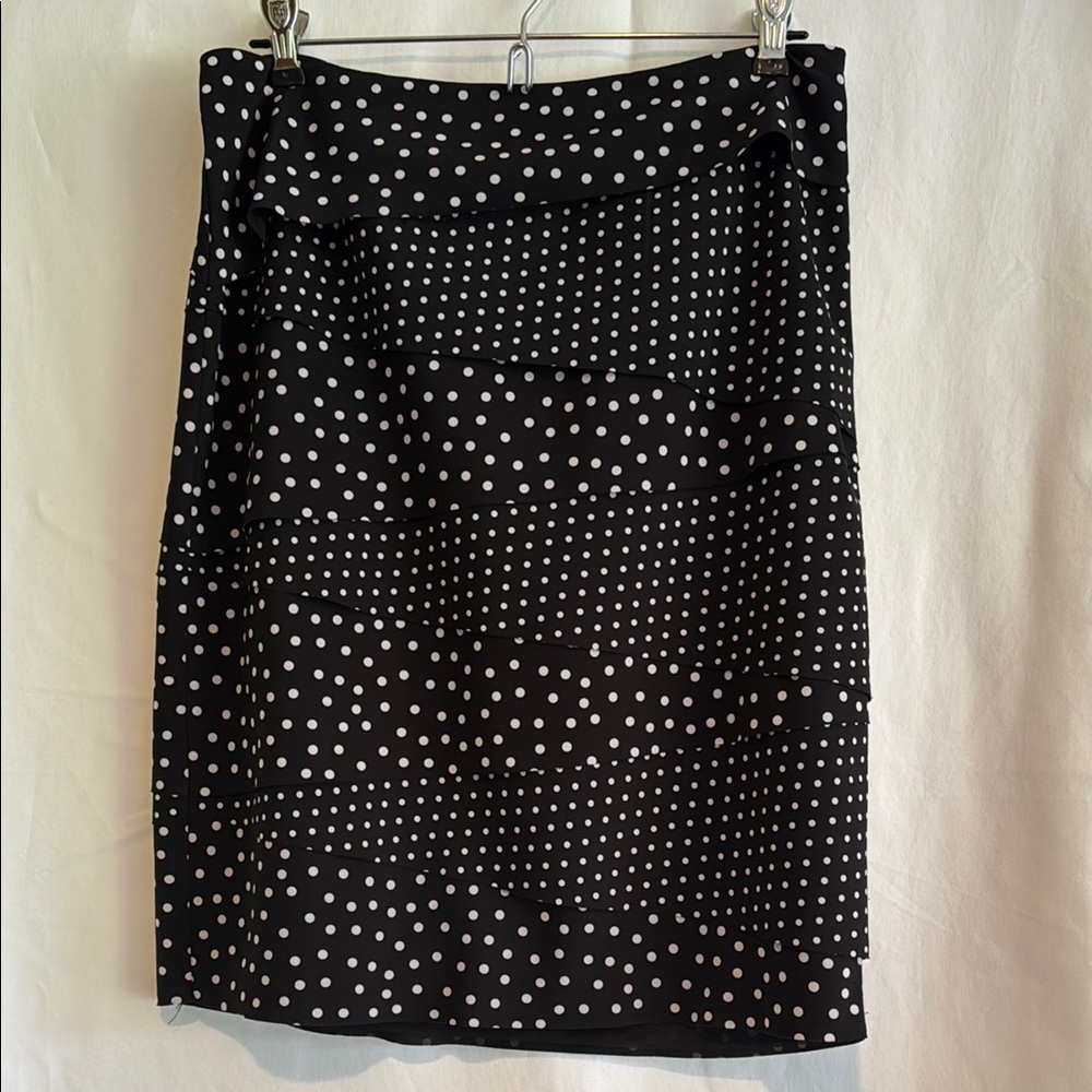 White House Black Market Black and White Midi Pencil Skirt